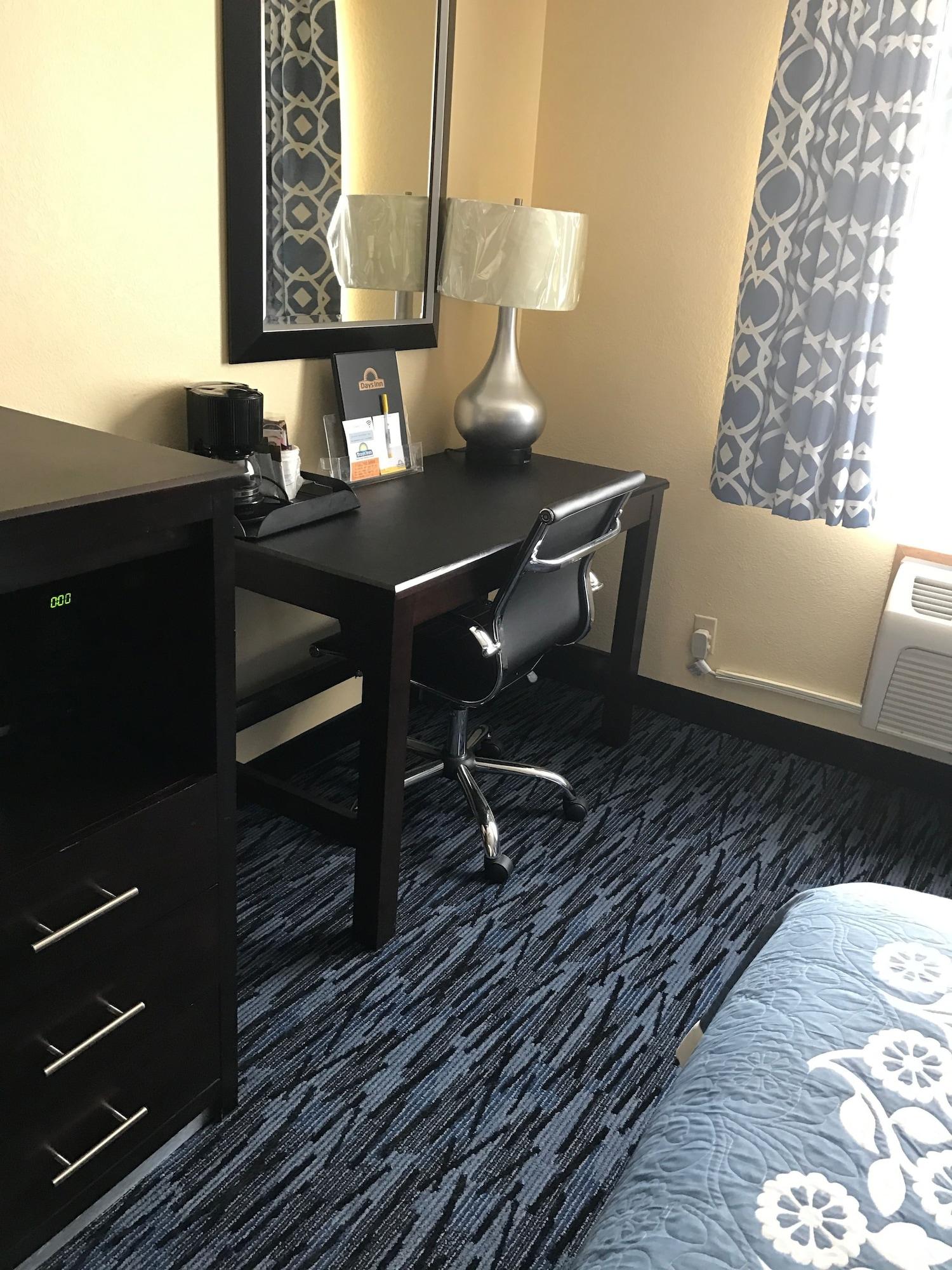 Days Inn By Wyndham Moab Luaran gambar