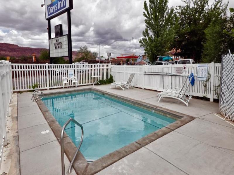 Days Inn By Wyndham Moab Luaran gambar
